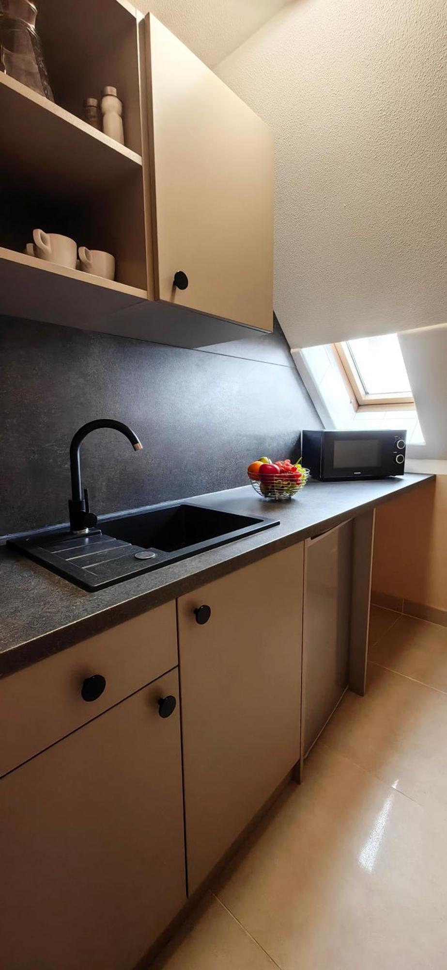 Aparthotel Jurika Liptov à Liptovský Mikuláš Extérieur photo